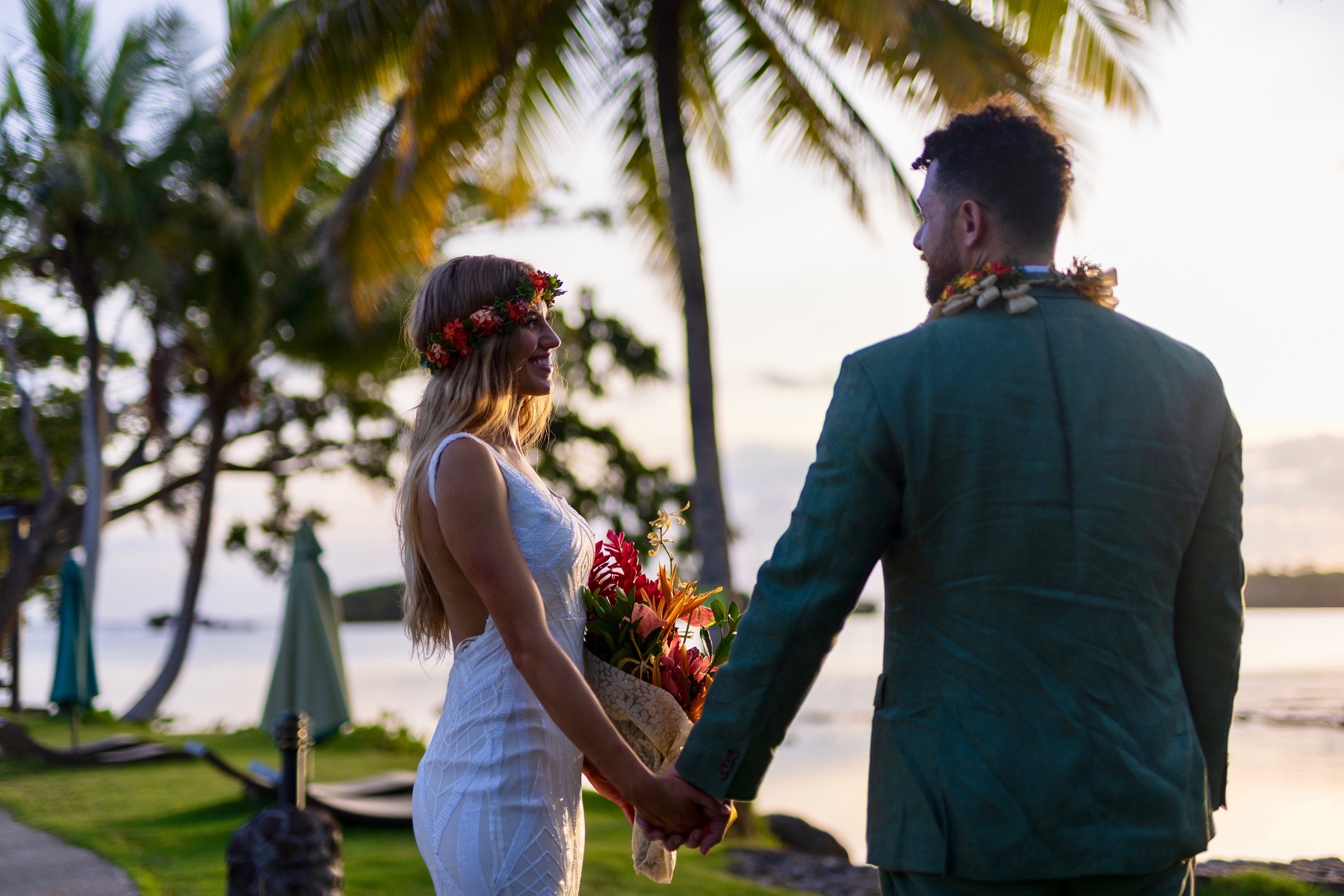 Expert Advice from Fiji Wedding Photographers for Glowing, Timeless Photos - Header Image