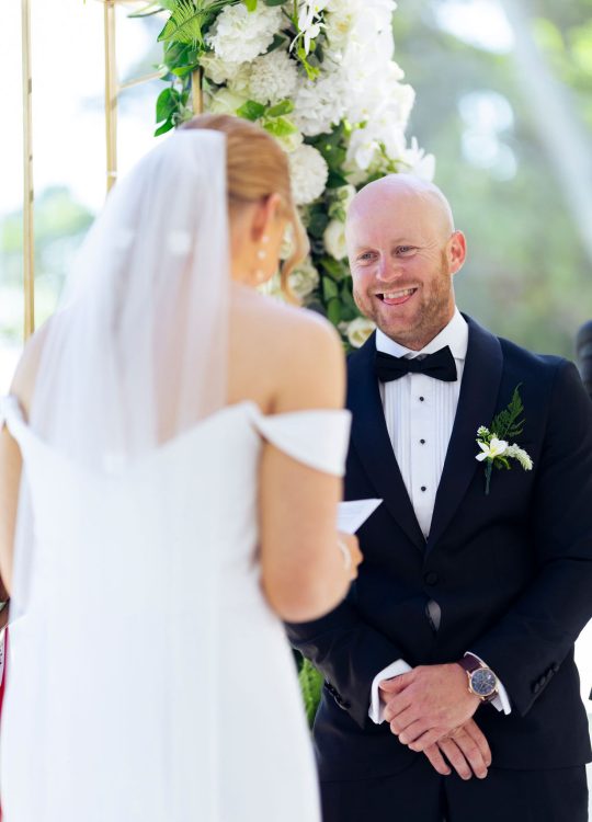 Lia & Matthew: Shangri-La Fijian - Gallery Image