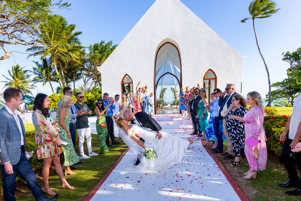 Lia & Matthew: Shangri-La Fijian