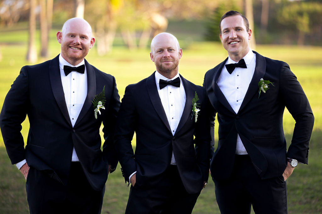 Lia & Matthew: Shangri-La Fijian - Gallery Image