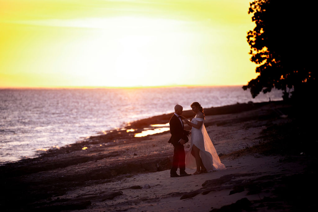 Lia & Matthew: Shangri-La Fijian - Gallery Image