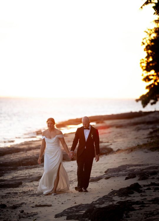 Lia & Matthew: Shangri-La Fijian - Gallery Image