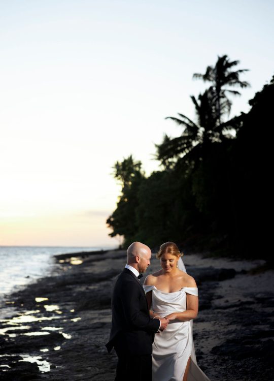 Lia & Matthew: Shangri-La Fijian - Gallery Image